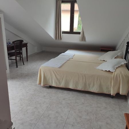 פרואזה Hotel Pisuerga מראה חיצוני תמונה